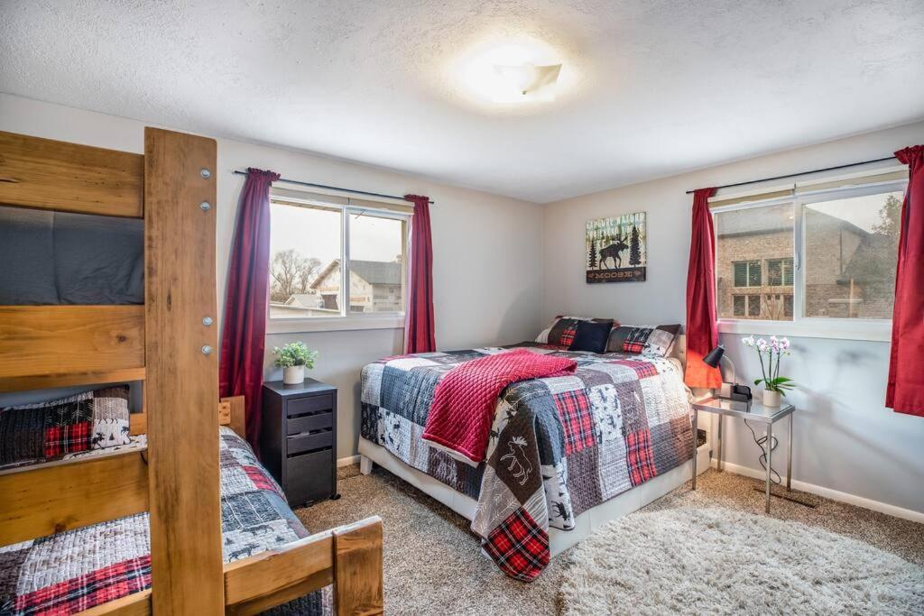 Pet Friendly Millcreek Home Close To Downtown/Mtns Σολτ Λέικ Σίτι Εξωτερικό φωτογραφία