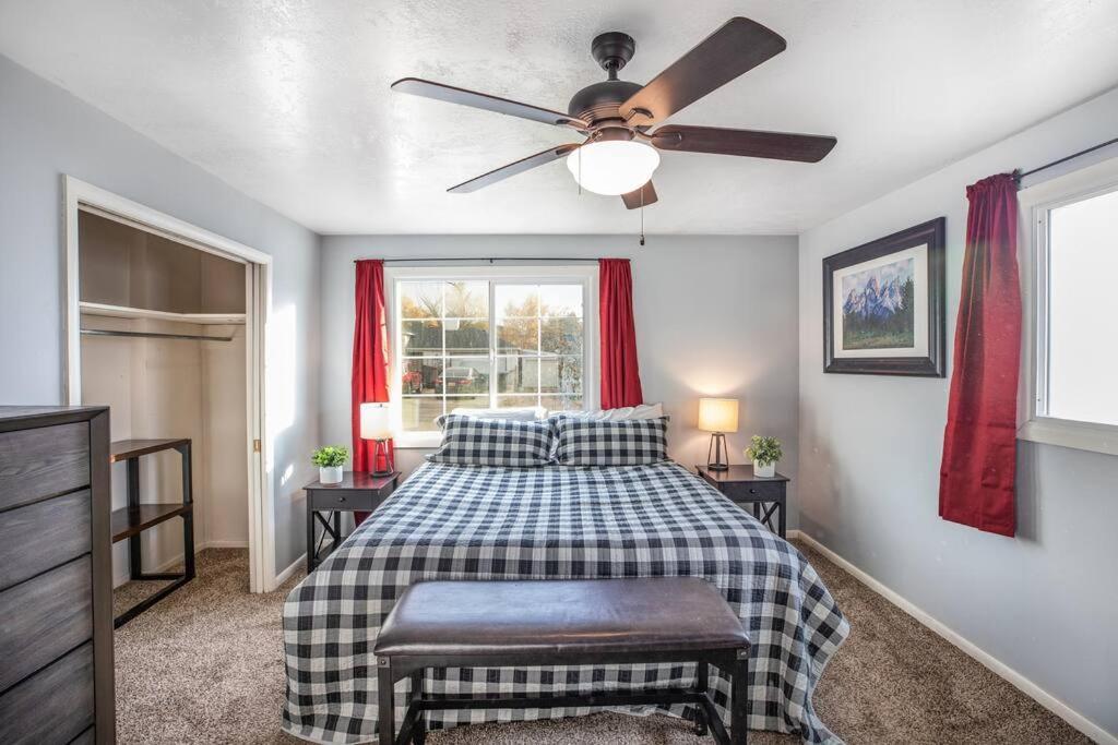 Pet Friendly Millcreek Home Close To Downtown/Mtns Σολτ Λέικ Σίτι Εξωτερικό φωτογραφία