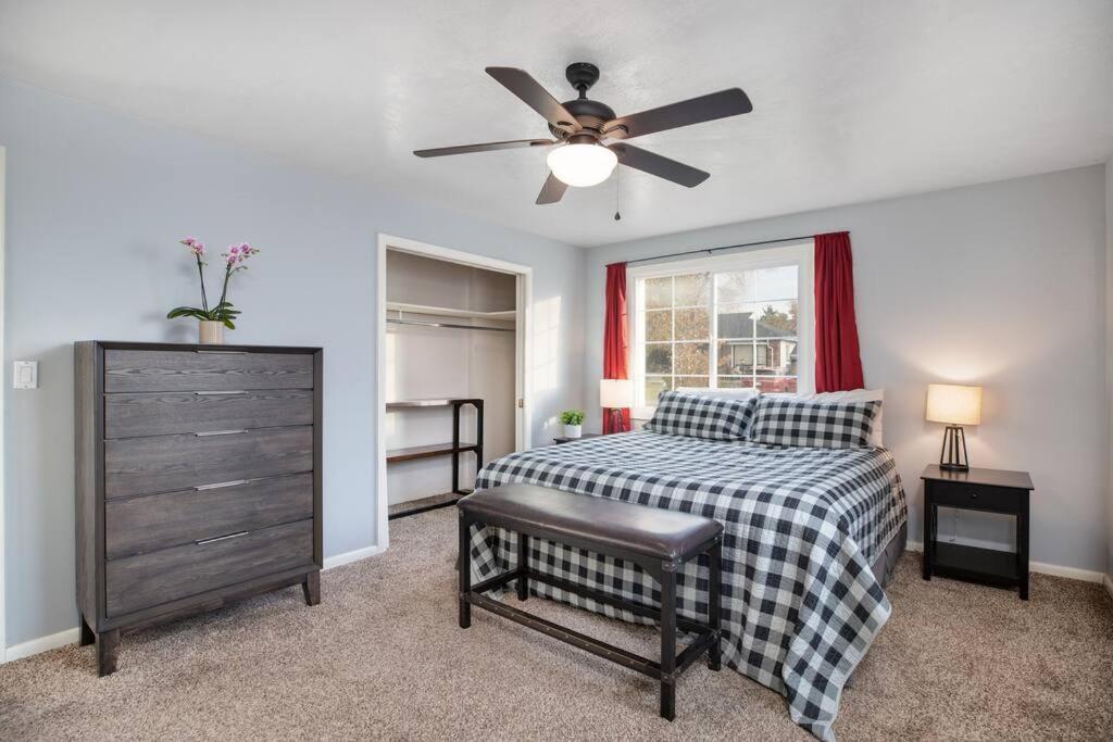 Pet Friendly Millcreek Home Close To Downtown/Mtns Σολτ Λέικ Σίτι Εξωτερικό φωτογραφία